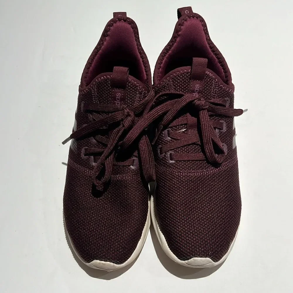 Adidas CLOUDFOAM Burgundy Tennis Shoe‎ Size 6.  B60